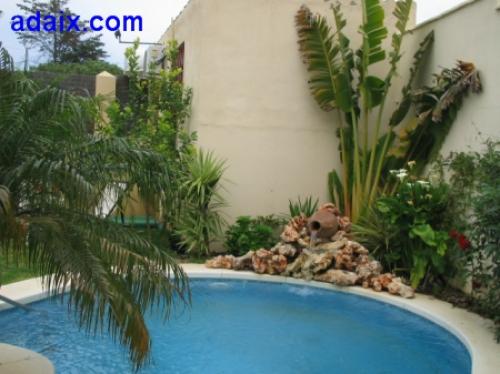 urbanizacion El aguila chalet adosado de reciente construcciOn. Prim