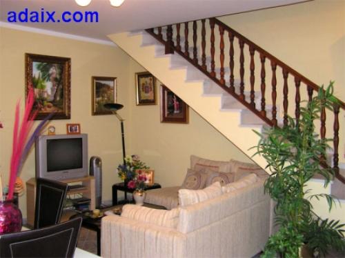 Excelente esquina en Cno.Viejo Rota cocina totalmente amueblada y comedor