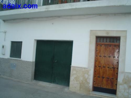 Piso en primera planta en un barrio tranquilo de Jerez.Se