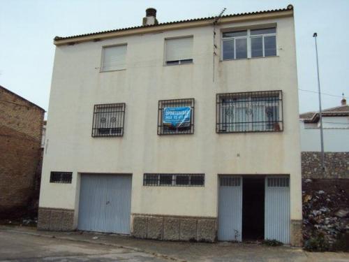 Casa en venta en Huetor - Tajar (Granada). Casa en