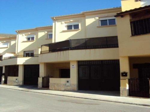 Casa unifamiliar en venta en Cenes de la Vega (Granada).