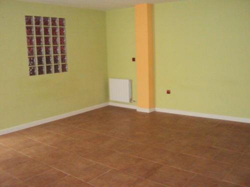 Piso de EMBARGO en venta en Churriana de la Vega