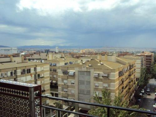 Atico en venta en Granada con terraza de 15 m2