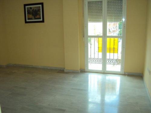 Piso en alquiler en Santa Fe (Granada). Piso totalmente mueblado