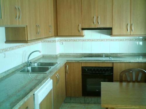 Piso en venta en Santa Fe (Granada). Piso de 3