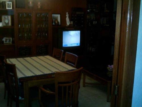 Casa en venta en Santa Fe (Granada). Unifamiliar de 3