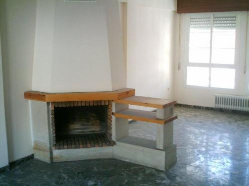 Casa en venta en Granada Capital. Adosada con 4 dormitorios