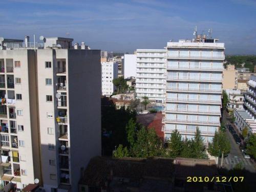 Oportunidad en zona el Arenal piso de 3 dormitorios cocina