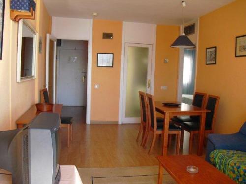 Apartamento en Calvia ubicado en Palmanova. Consta de 2 dormitorios