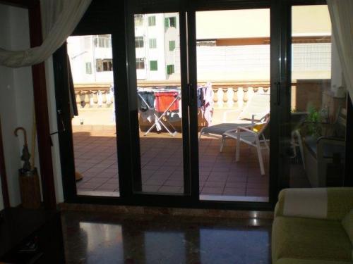 Precioso piso atico en centro ciudad muy luminoso consta de