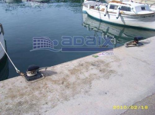 Venta de Amarre situado en el club Nautico de Santa