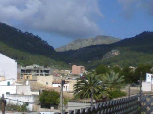 Piso en Andraitx . Consta de 3 habitaciones dobles 2