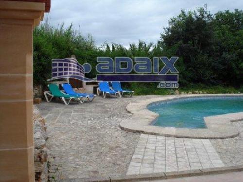 Maravillosa finca rural de 374 m2 y 16000 m2 de