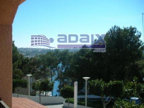 Estudio en Calvia ubicado en Santa Ponsa. SalOn comedor 1