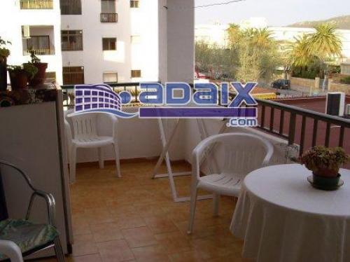 Piso en Calvia ubicado en Santa Ponsa. Consta de 3