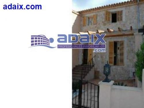 Impresionante casa de 4 dormitorios armarios empotrados 2 baños completos