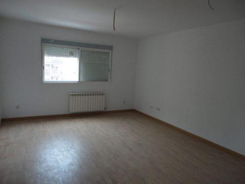 Pisos de nueva construcciOn soleria de tarima flotante cerranmientos de