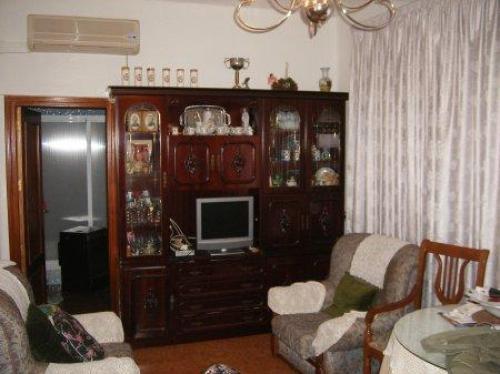 Magnifica Casa Unifamiliar de dos plantas. Dividida en dos pisos