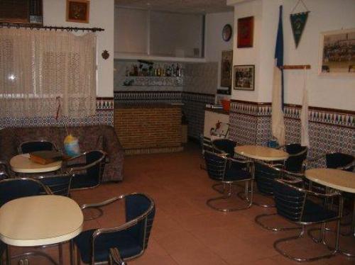 Magnifico Local Comercial. Totalmente Terminado. Instalaciones para Bar actualmente