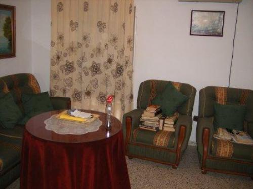 SE VENDE PISO DE 80 m2 TRES DORMITORIOS UN CB