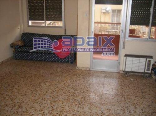 PISO DE 130 M2 JUNTO AL PASEO PARA REFORMAR. SUELO