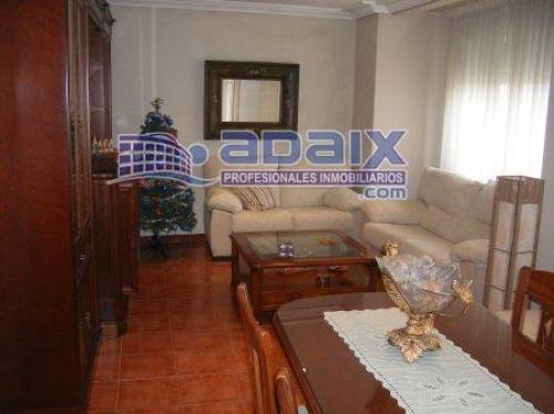 MAGNIFICO PISO TOTALMENTE REFORMADO DE 140 M2. SUELO GRES RUSTICO.