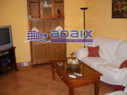 Magnifico Apartamento. Semi-Nuevo. Cocina Amueblada tipo Office. Amueblado. 2 Armar