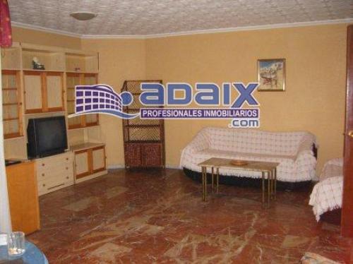 Precioso Piso. Soleria de marmol. 1 Armario Empotrado. 1 sin