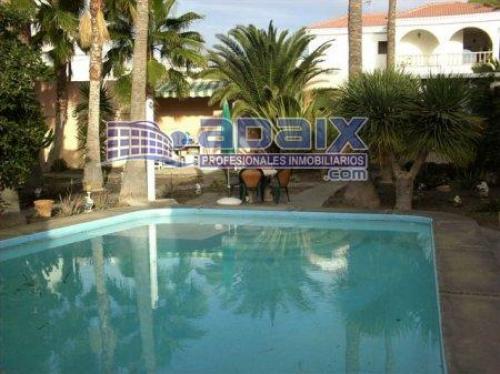 Magnifico chalet de dos plantas en parcela de 830 metros