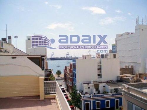 Estupendo piso centrico reformado con cocina amueblada aire acondicionado y