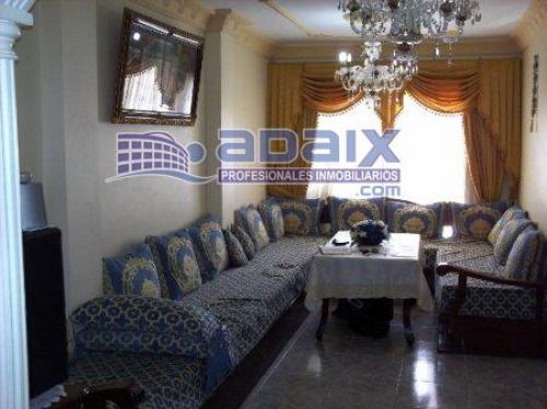 Piso en El Doctoral. Tres dormitorios dos baños salOn terraza