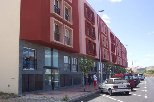 Oportunidad. Por traslado se vende piso nuevo a excelente precio.