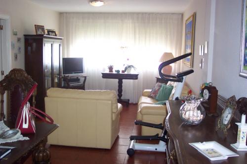 Estupendo piso muy amplio y luminoso en el edificio Zafiro