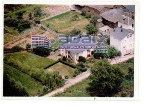 Oportunidad unica: Fantastica vivienda de dos plantas. Planta baja destinada