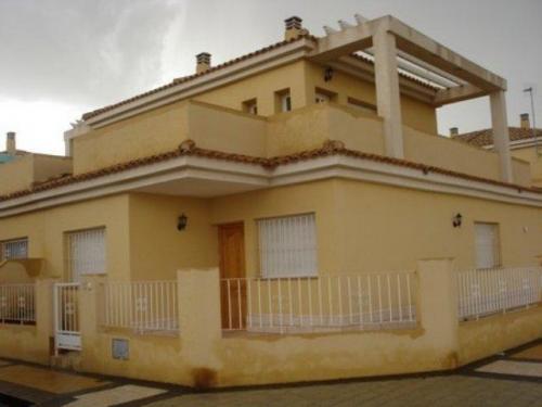 CHALET EN TORRE PACHECOMagnifico chalet de 91.00m2 utiles y 149