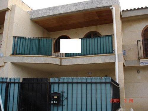 Chalet de 91m2 en San Pedro del Pinatar. Se distribuye