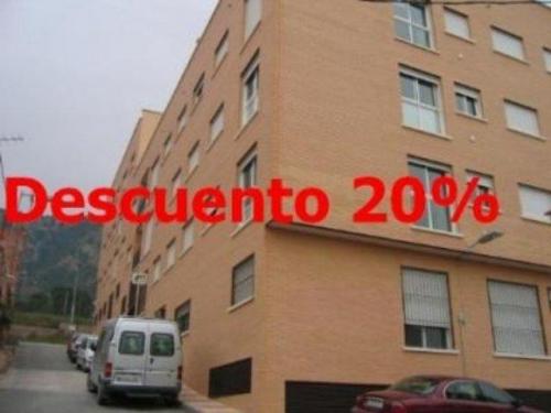 Vivienda procedente de Banco o Caja.atico en venta en Torreaguera