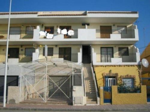 Vivienda procedente de Banco o Caja.Piso en venta en MazarrOn.