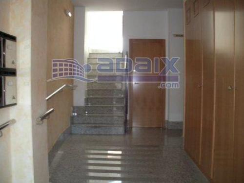 Apartamento en la Alberca 35m21 baño ascensor amuebladoSin electrodomesti