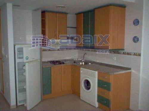 SE ALQUILA PISO EN LA ALBERCA C/ DOCTOR FLEMING AL