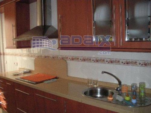 MAGNIFICO ESTUDIO EN PUENTE TOCINOS DETRaS DE LA POLICIA LOCAL.UN