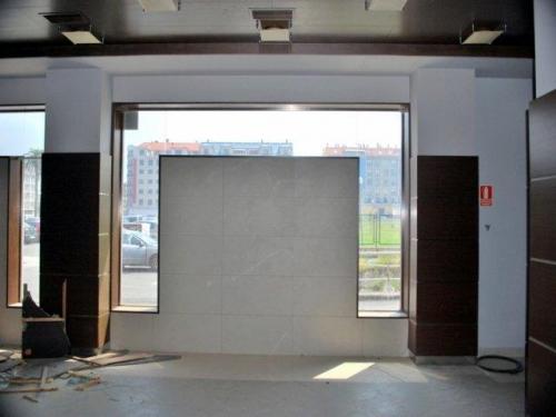 Se alquila bajo comercial en Vilagarcia de Arousa al lado