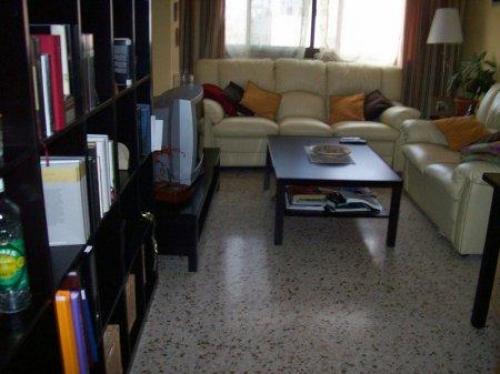 Precioso piso en perfectisimo estado en La Cuesta. Consta de