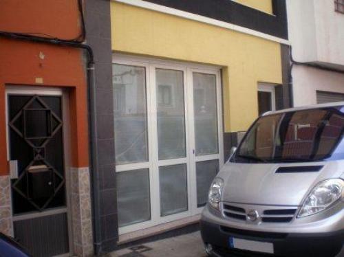 Magnifico local ! A ESTRENAR ! en San Lorenzo de