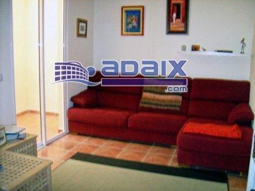 Precioso adosado en La Orotava. Consta de 2 dormitorios con