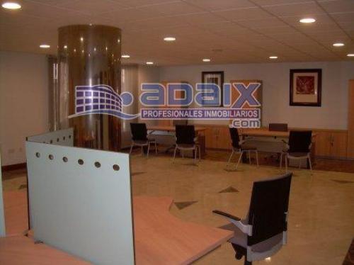 Precioso local comercial ! A ESTRENAR ! en el centro