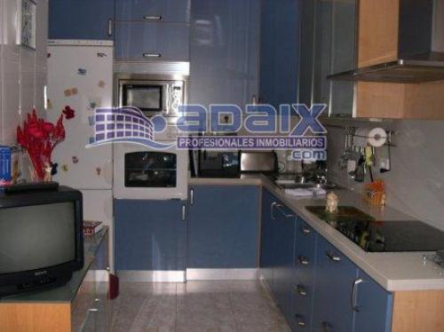 Precioso adosado en la zona del Llano del Moro (Santa