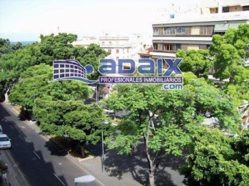 Amplisimo piso en la zona centro de Santa Cruz de