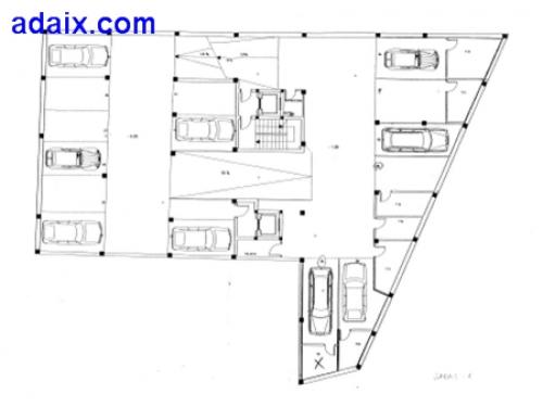 Plaza de garaje: Amplia Facil acceso Nueva construcciOn Zona centrica