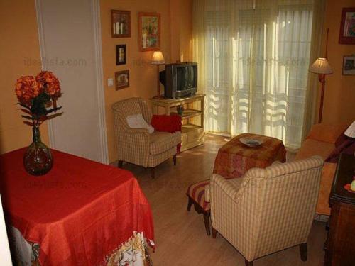 Se alquila piso amueblado en el barrio de NerviOn en